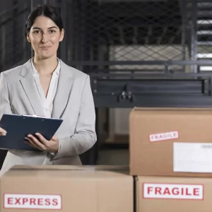 Subastar inventarios vs. venta directa: ¿cuándo aplica cada una?