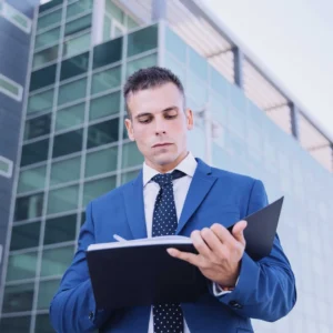 Anticipar cambios en el valor de activos estratégicos