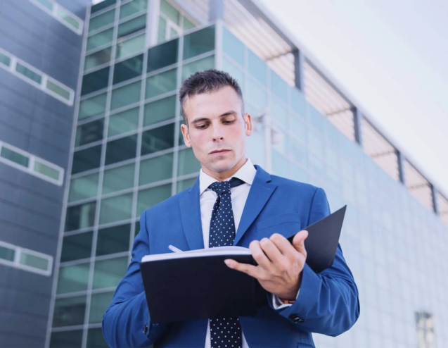 Anticipar cambios en el valor de activos estratégicos